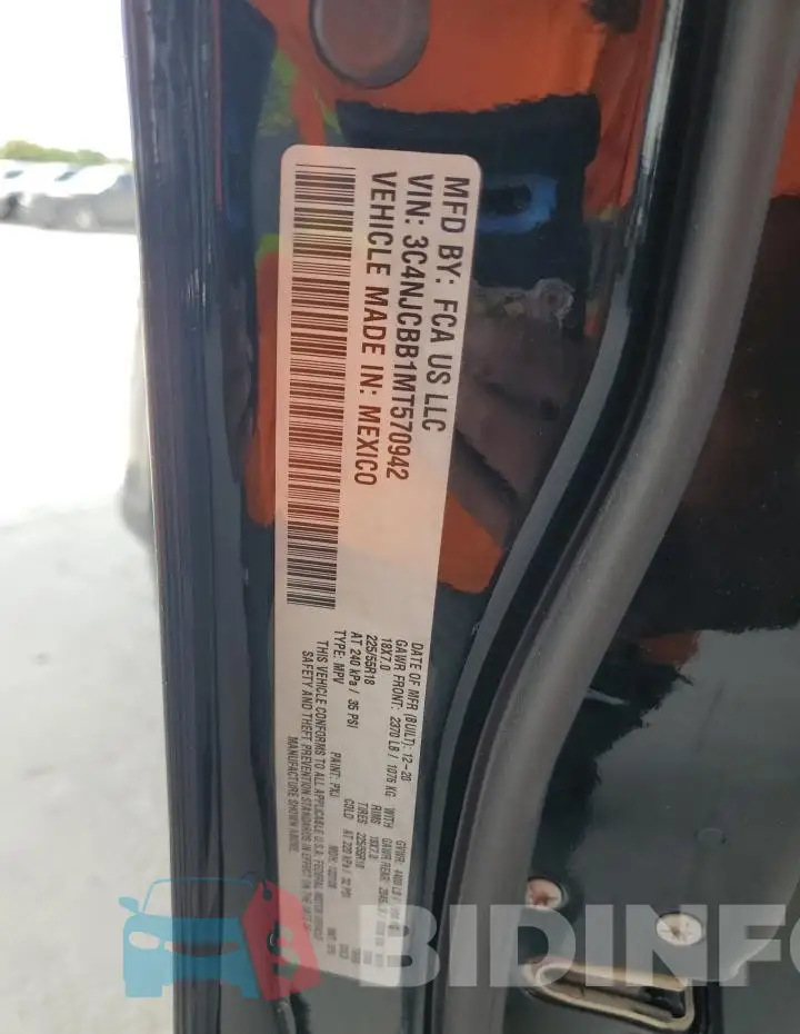 3C4NJCBB1MT570942 Photo# 13