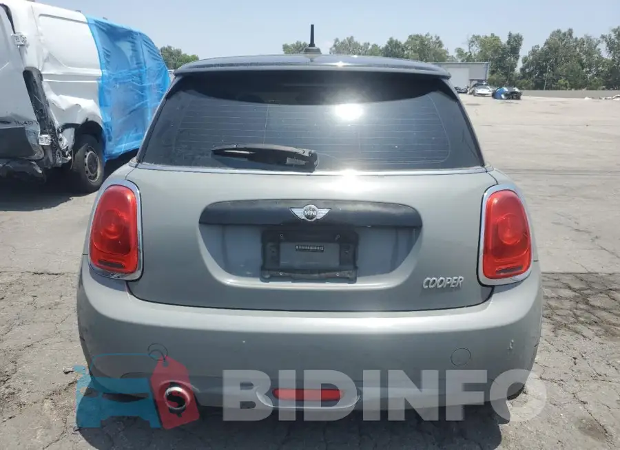 WMWXP5C56G2D15172 Photo# 6
