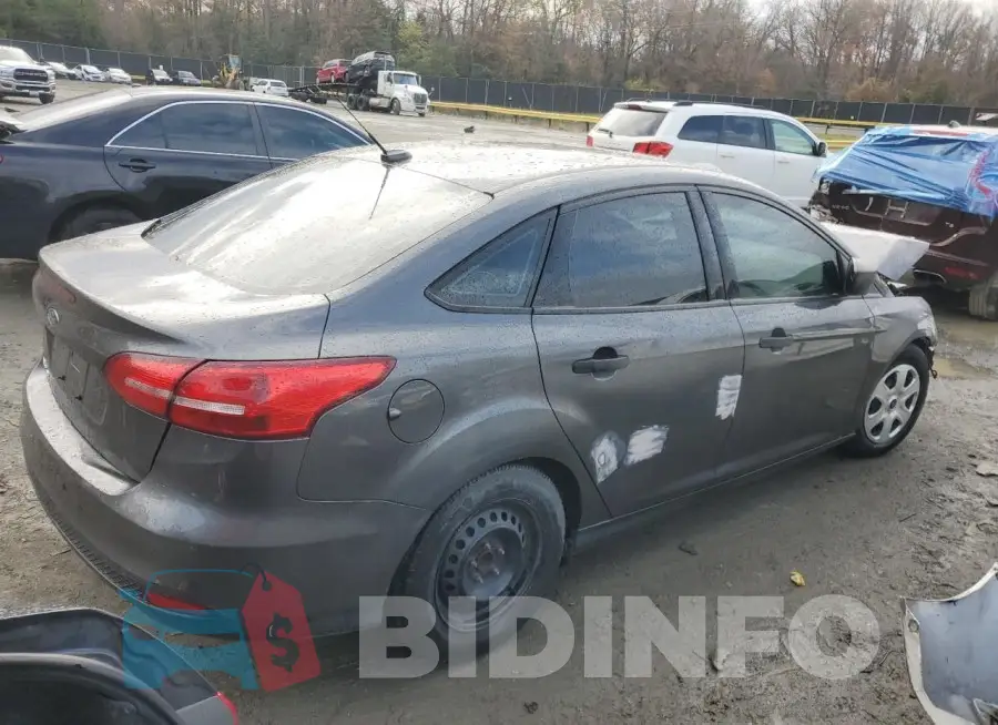 1FADP3E23GL382144 Photo# 3