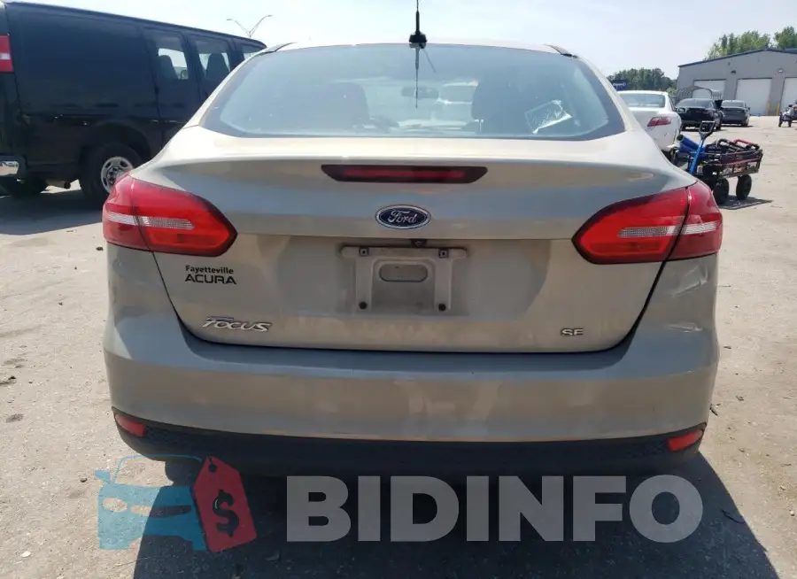 1FADP3F23GL261144 Photo# 6