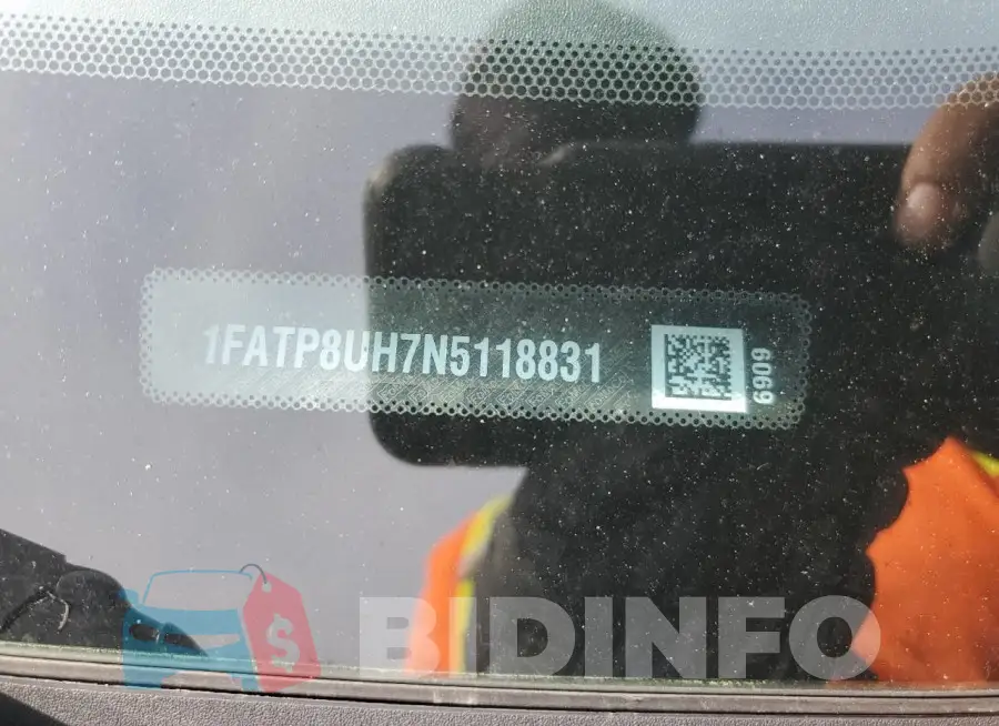 1FATP8UH7N5118831 Photo# 12