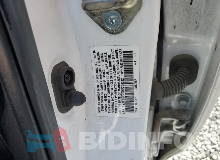 19XFC2F70HE204012 Photo# 12