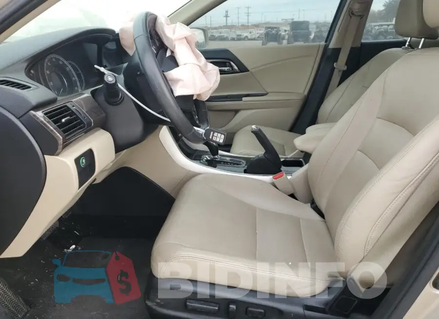 1HGCR2F85HA155792 Photo# 7