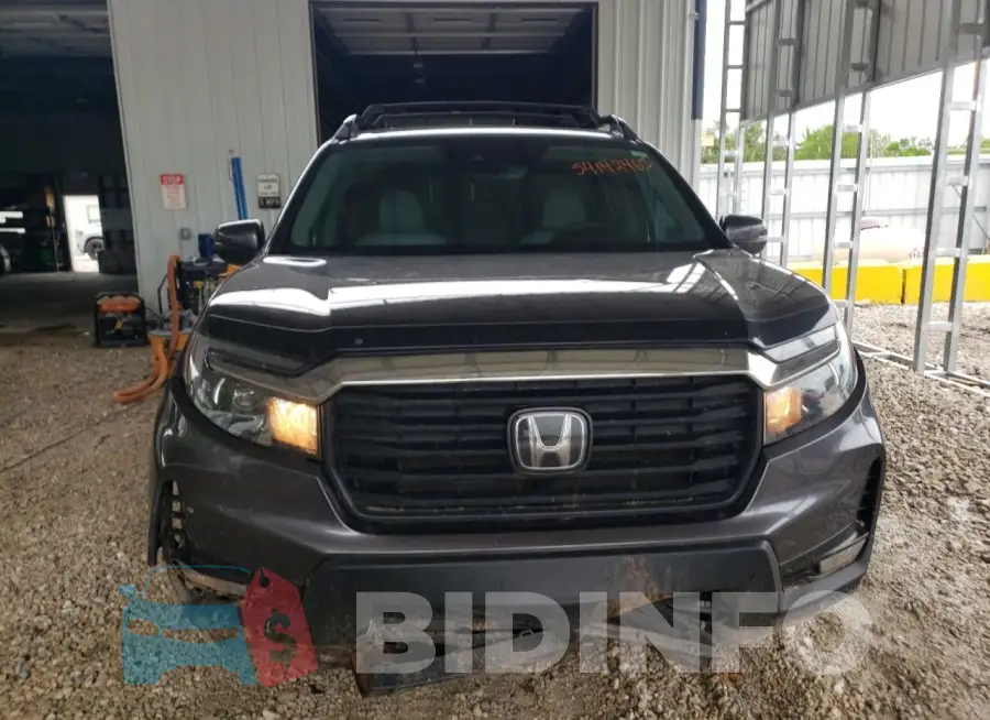 5FPYK3F57NB026256 Photo# 5