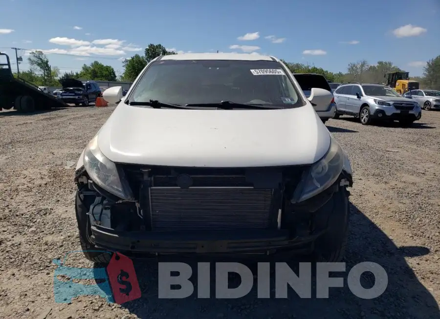 KNDPB3AC1G7796424 Photo# 5