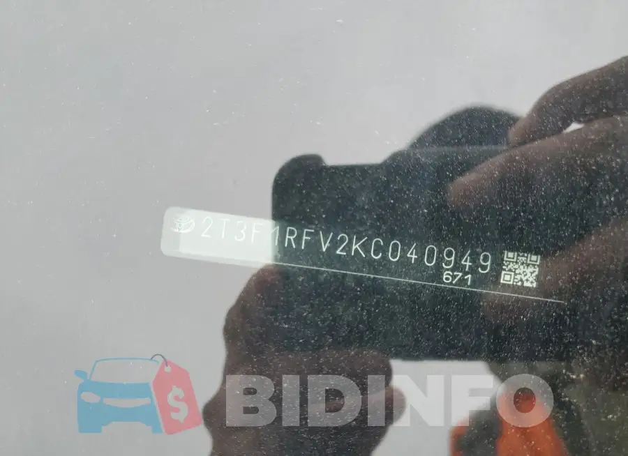 2T3F1RFV2KC040949 Photo# 12
