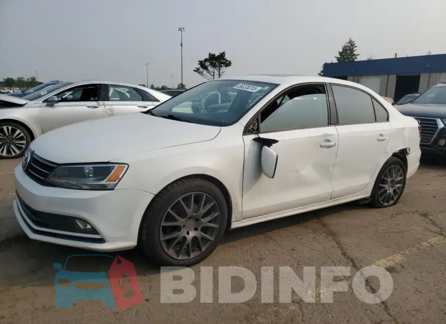 3VWD67AJ9GM376667 Photo# 1