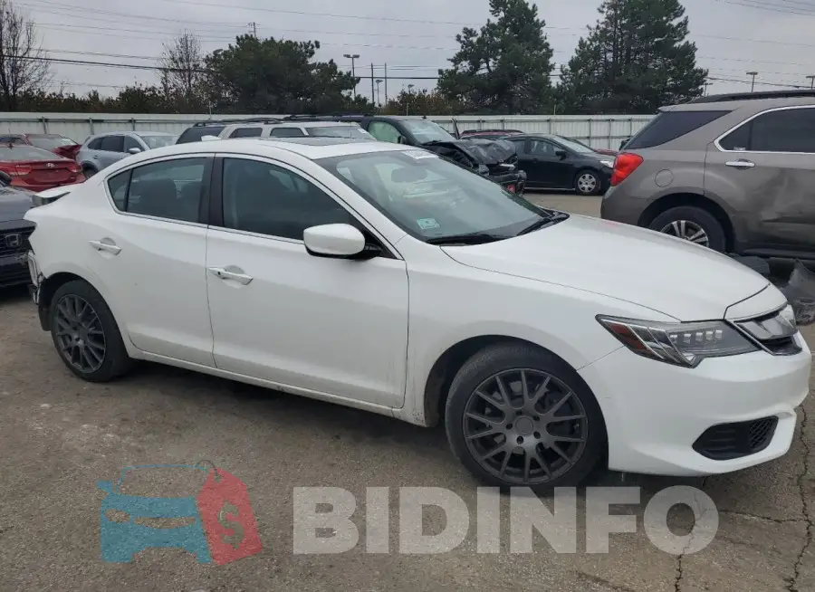 19UDE2F78HA014125 Photo# 4