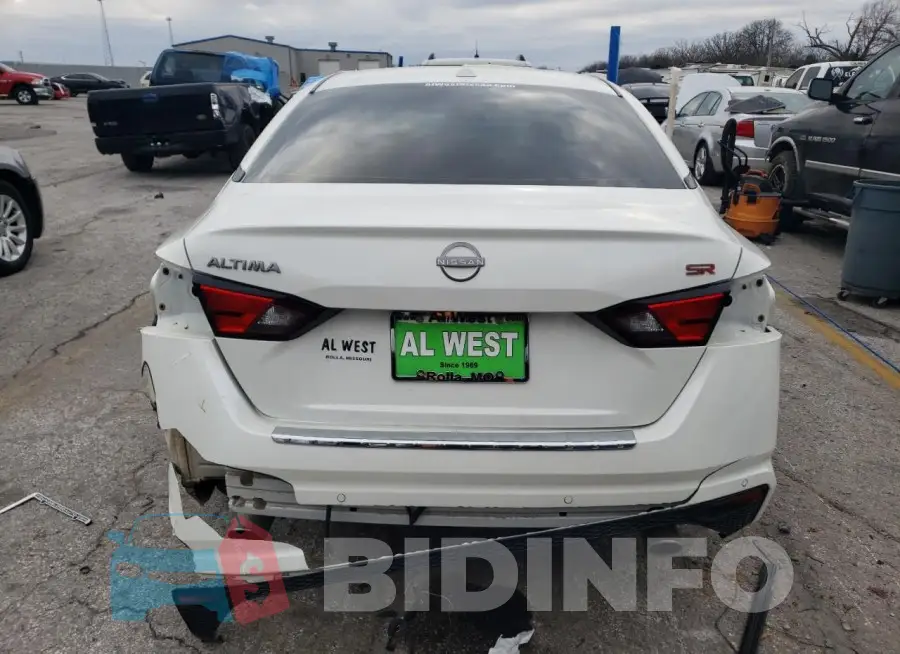 1N4BL4CV3PN423723 Photo# 6