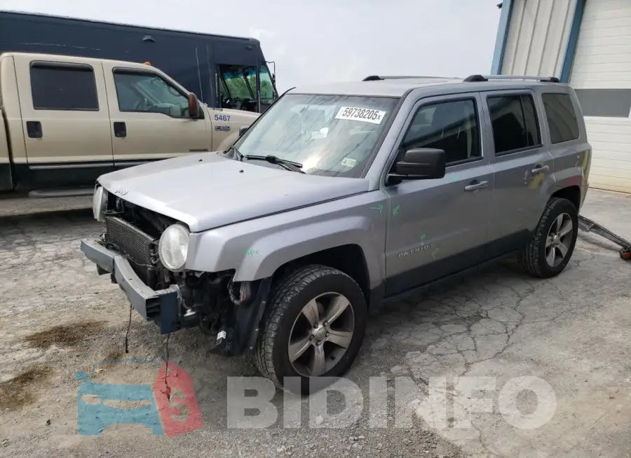 1C4NJRFB4GD724616 Photo# 1