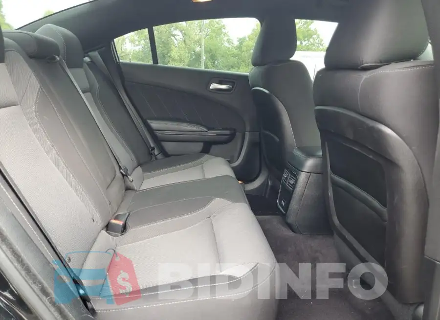 2C3CDXJG7JH207783 Photo# 10