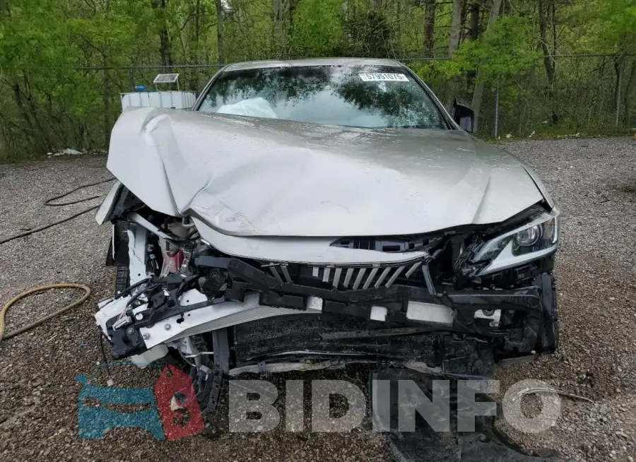 JTHB21B14K2043342 Photo# 5