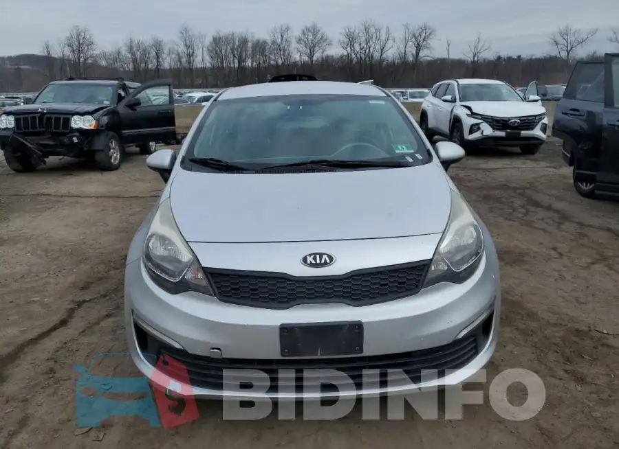 KNADM4A37G6575738 Photo# 5
