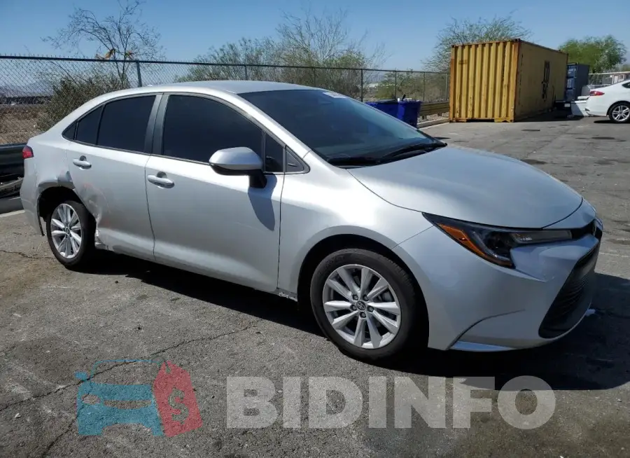 5YFB4MDE4RP210209 Photo# 4