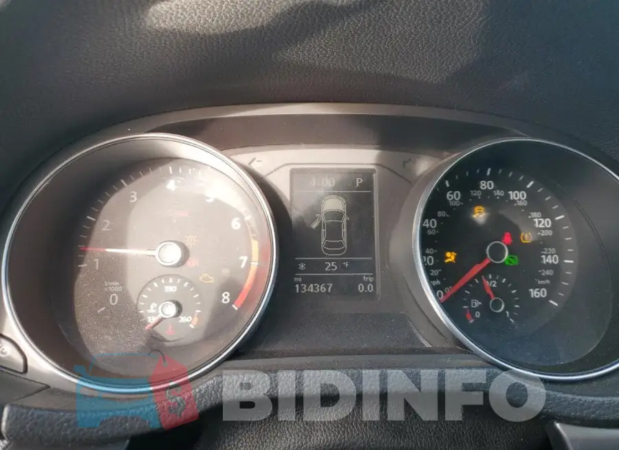 1VWDT7A36HC054467 Photo# 9