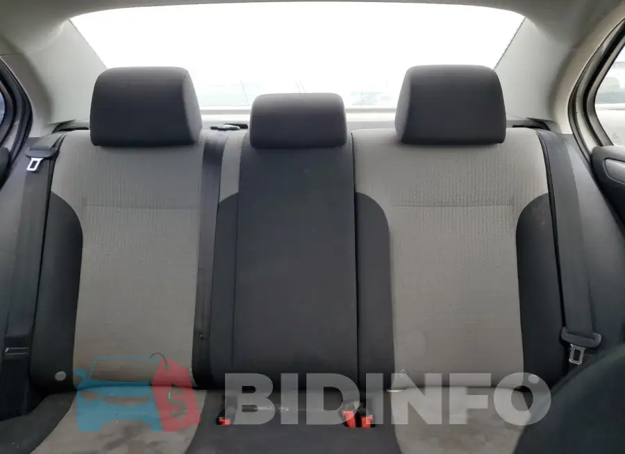 3VW2B7AJ6HM241229 Photo# 10