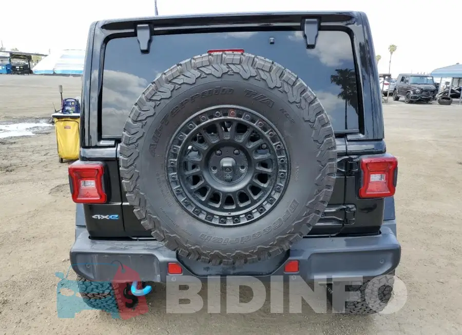 1C4RJXP60RW116607 Photo# 6
