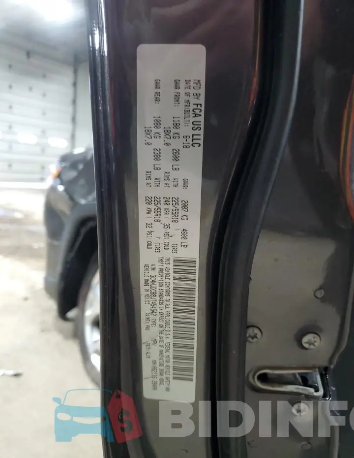 3C4NJDCB8JT454542 Photo# 13