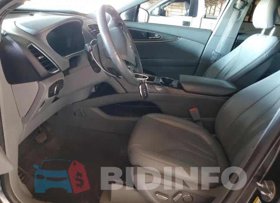 2LMPJ6LP4KBL21841 Photo# 7