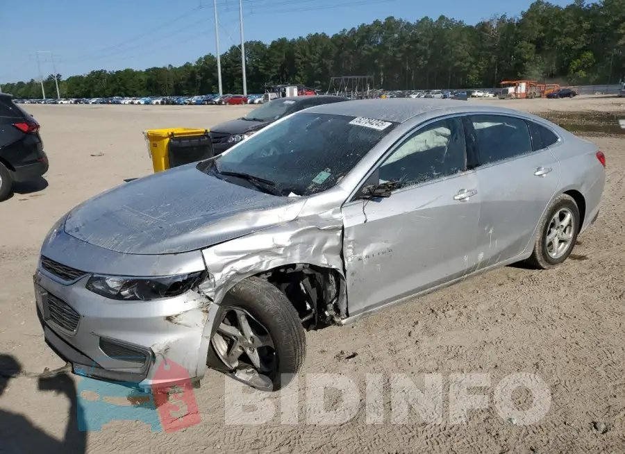 1G1ZB5ST6JF256947 Photo# 1