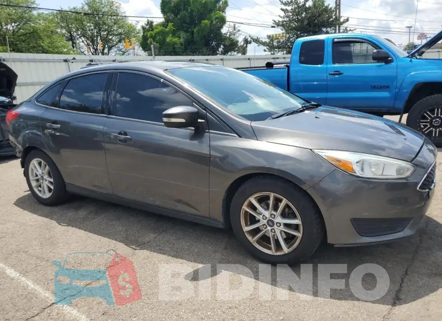 1FADP3F20GL305424 Photo# 4
