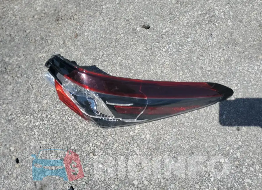 4T1C11AK4NU660831 Photo# 12