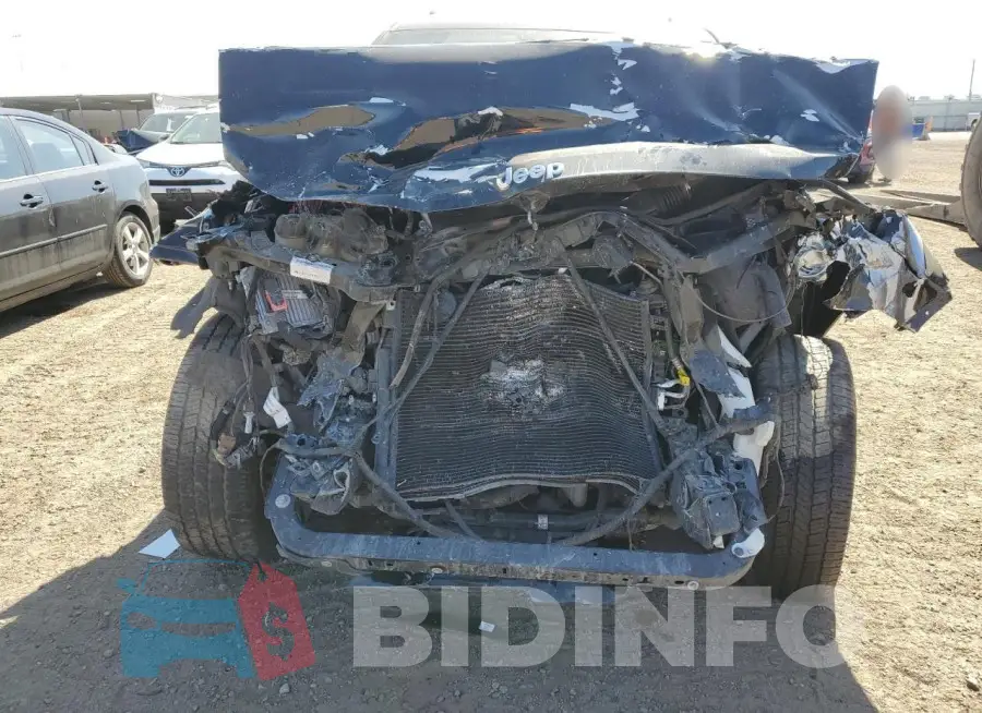 1C4RJFBG8KC719029 Photo# 5