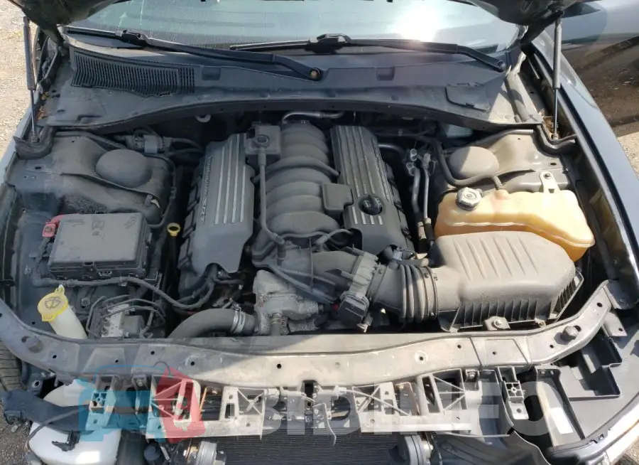 2C3CDXGJ8JH273018 Photo# 11
