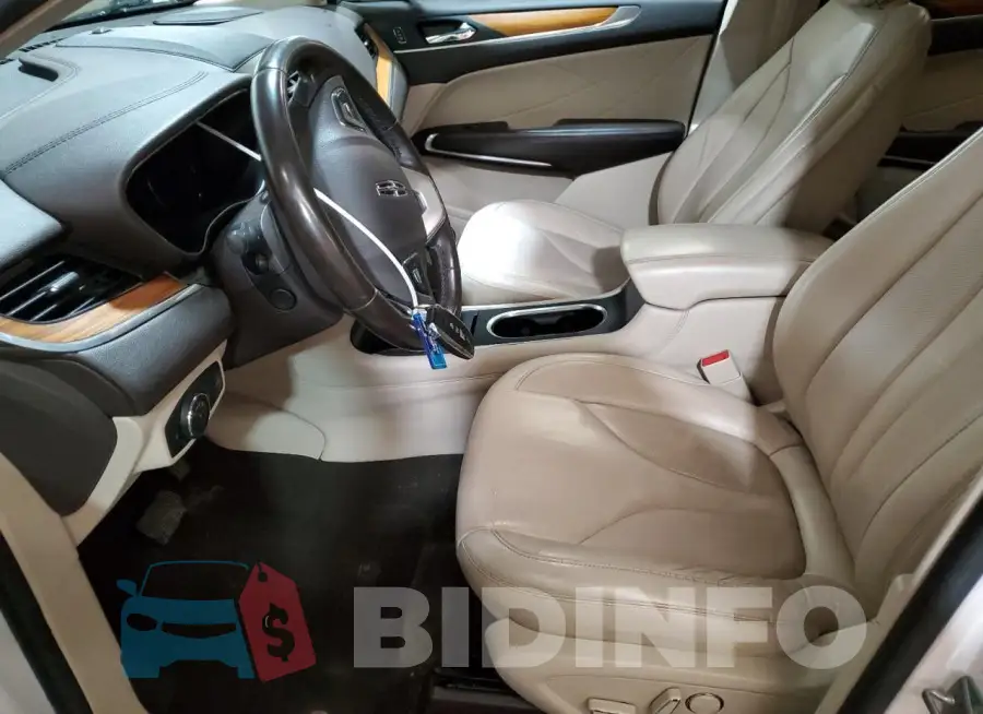 5LMCJ2D9XKUL26052 Photo# 7