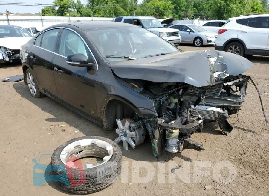 YV1612TK1G2396450 Photo# 4