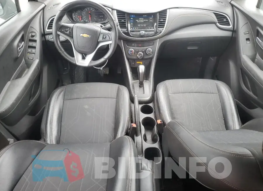 KL7CJLSB0JB601082 Photo# 8
