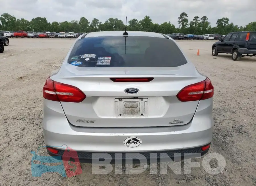 1FADP3F20GL244995 Photo# 6