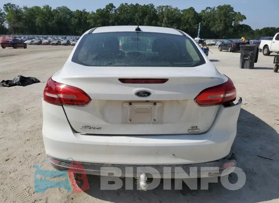 1FADP3FE5HL275204 Photo# 6