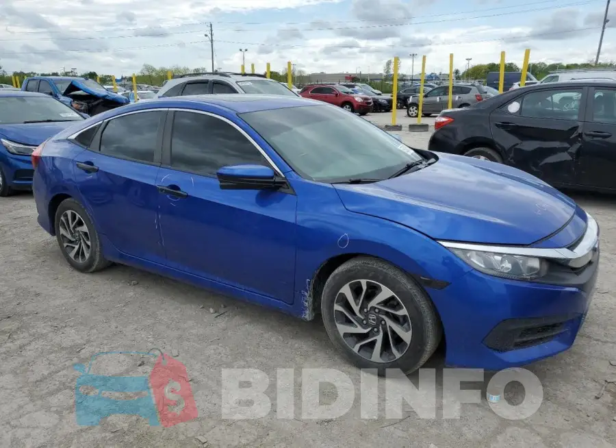 19XFC2F74HE013208 Photo# 4