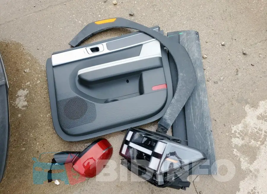 5NMP24GL7SH103841 Photo# 12