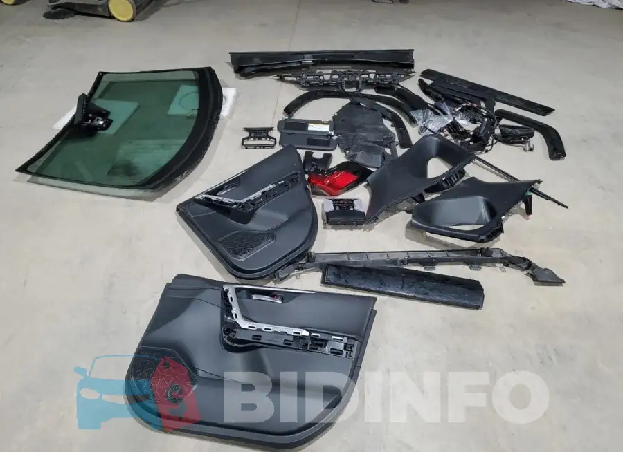 JTMFB3FV4PD140838 Photo# 13