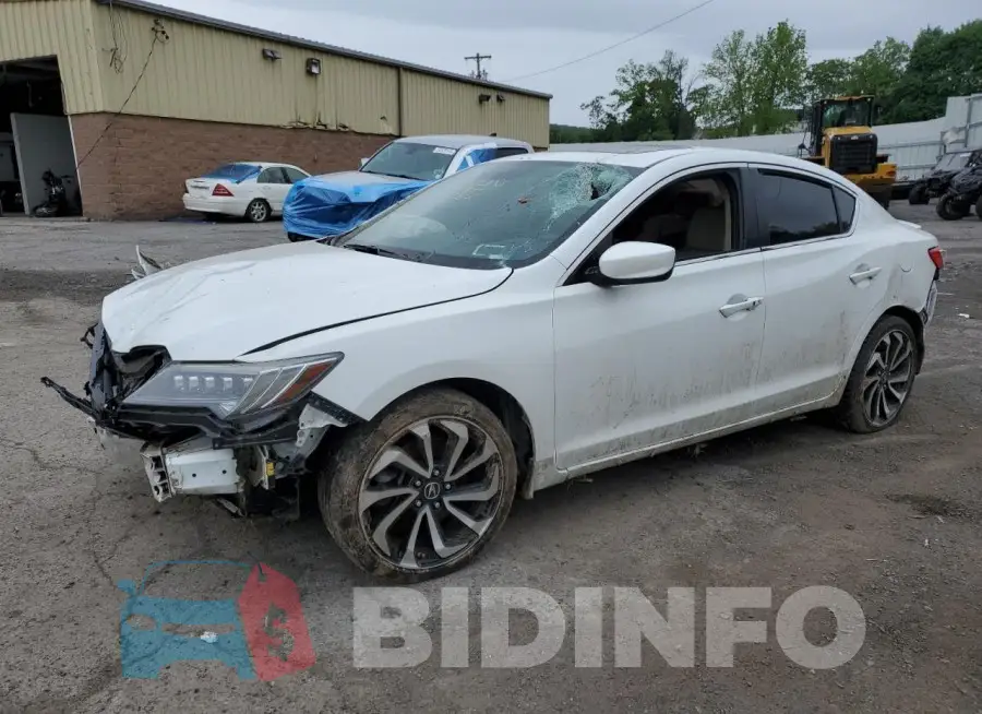 19UDE2F45JA009038 Photo# 1