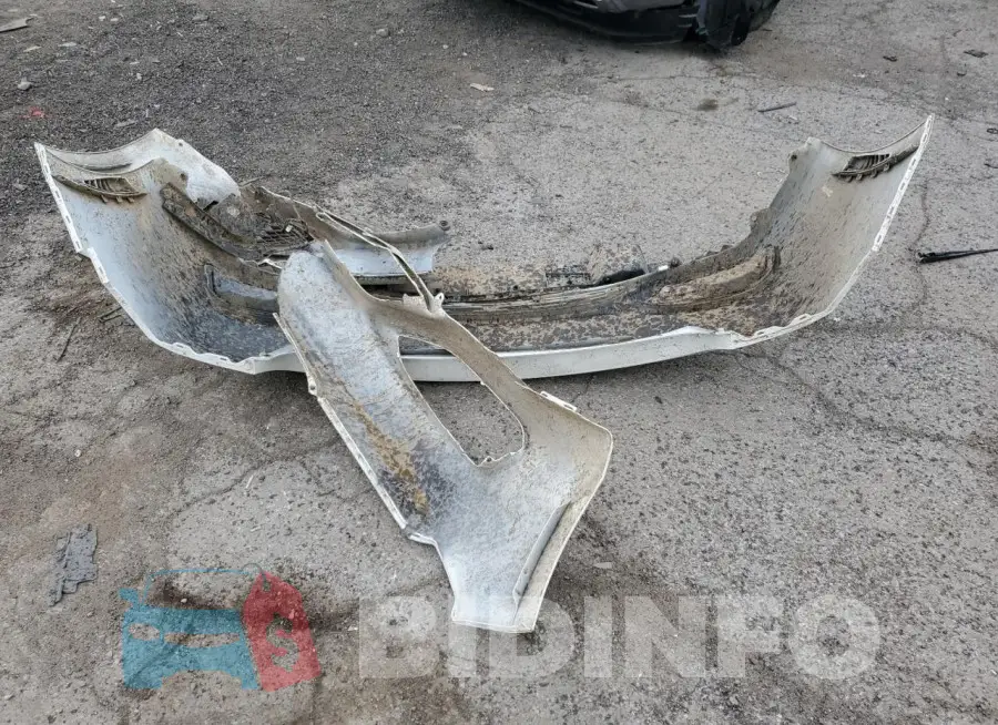 19UDE2F45JA009038 Photo# 12