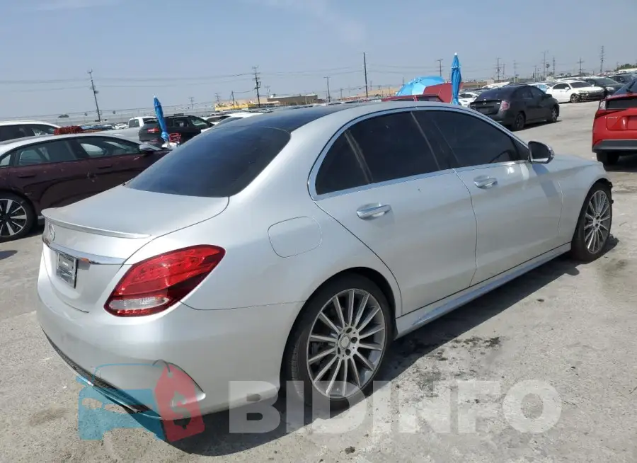 55SWF4JB9GU140638 Photo# 3