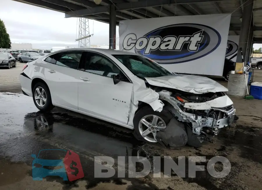1G1ZD5ST0PF211828 Photo# 4