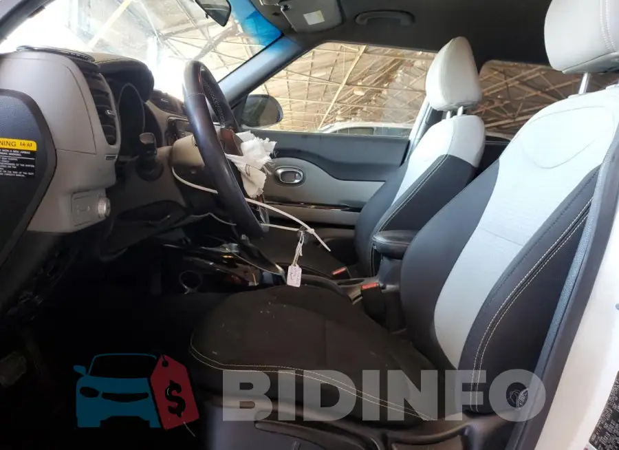 KNDJP3A57G7384937 Photo# 7