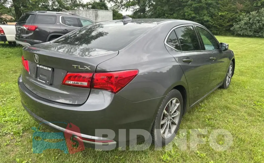 19UUB1F35KA007799 Photo# 4