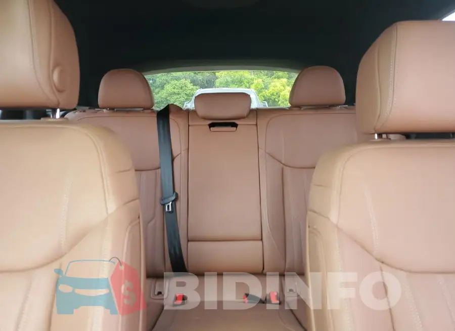 WA16AAGE9RB020144 Photo# 10