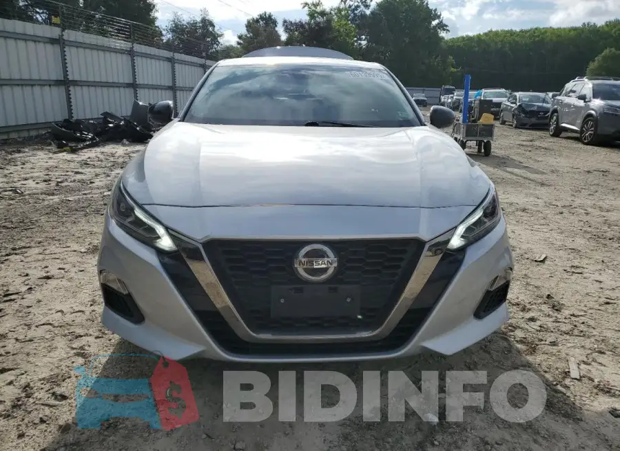 1N4BL4CV3NN331461 Photo# 5