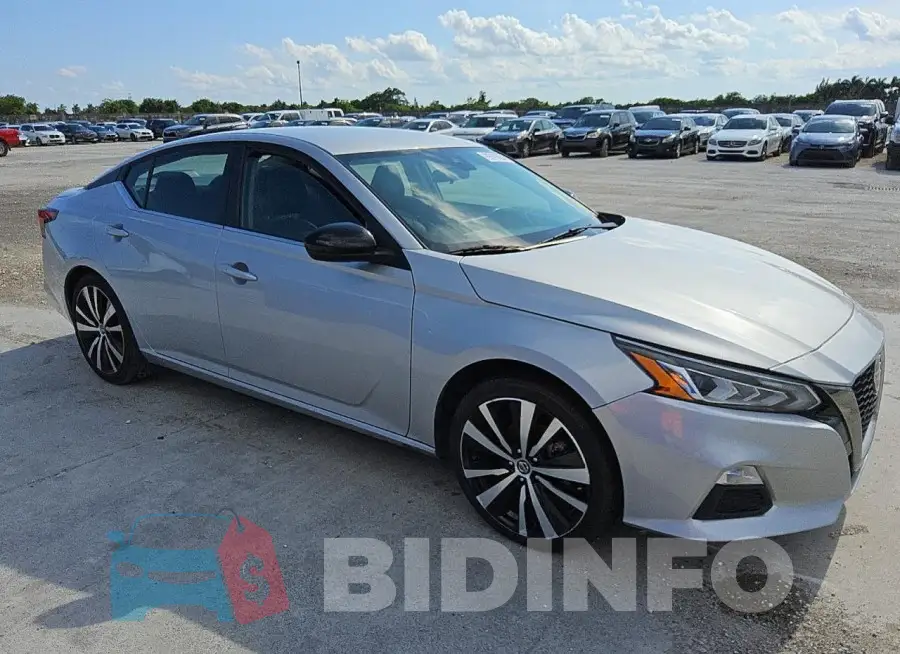 1N4BL4CV9NN317094 Photo# 4
