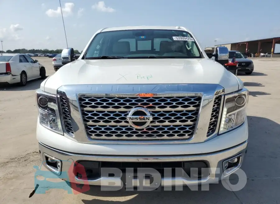 1N6AA1E57JN526185 Photo# 5