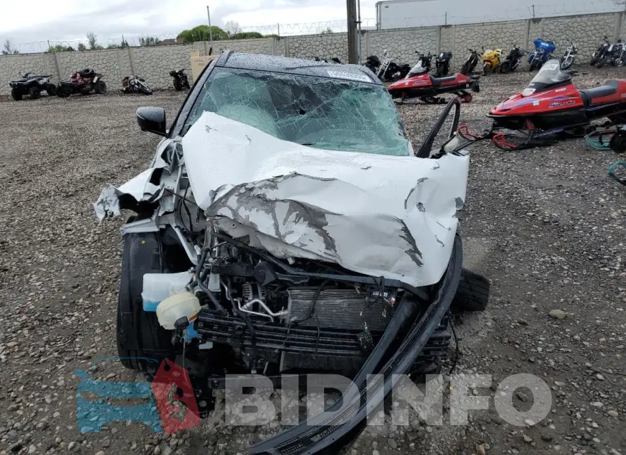 3N1CP5DV1PL491481 Photo# 5
