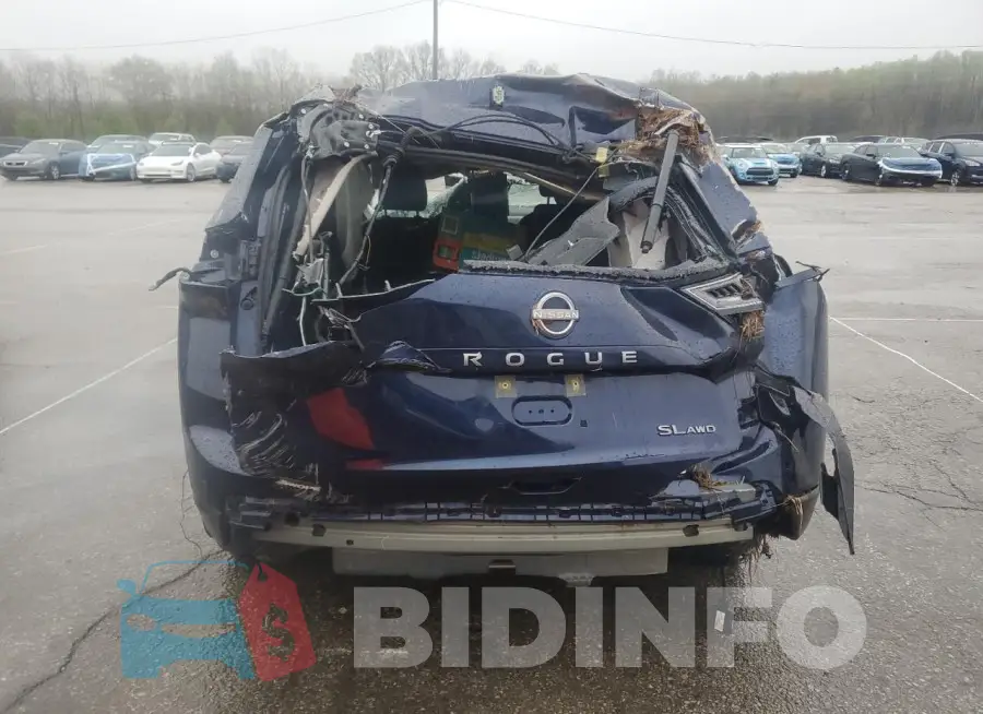 JN8BT3CB8RW430727 Photo# 6