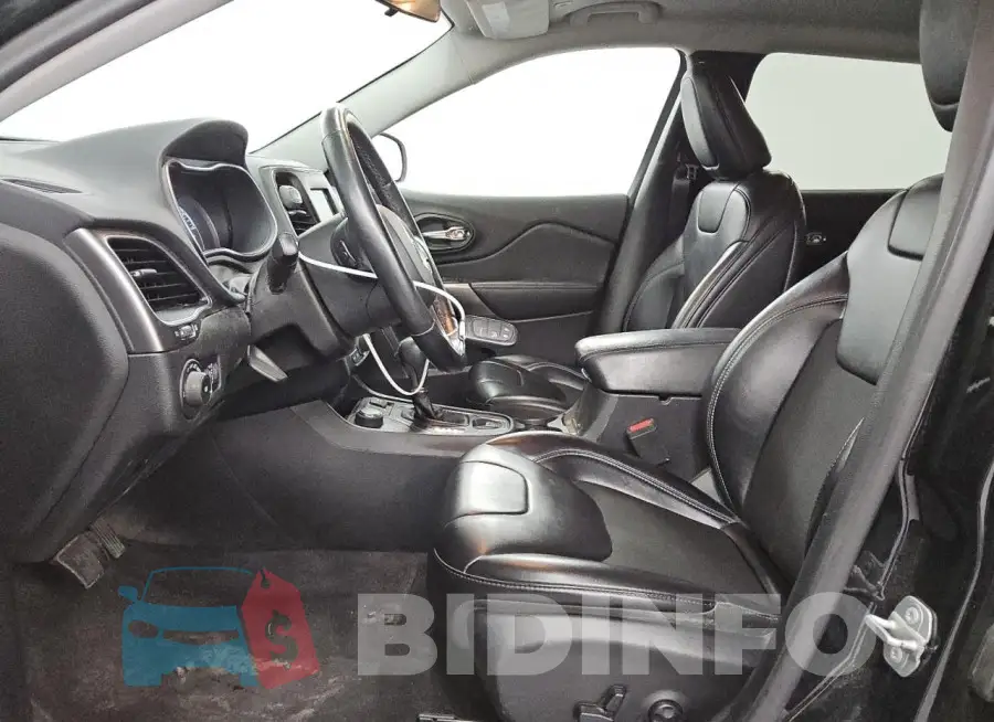1C4PJMLB0KD423821 Photo# 7