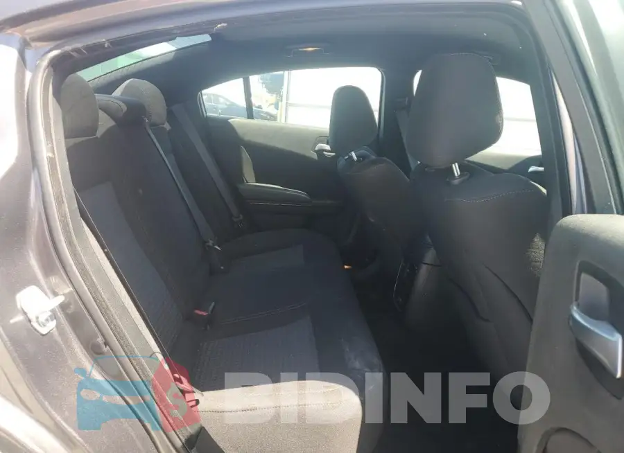 2C3CDXJG1PH705941 Photo# 10